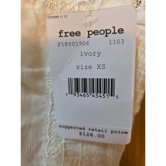 Free People Spring Fling Top In Ivory Lace XS NWT - Picture 2 of 12